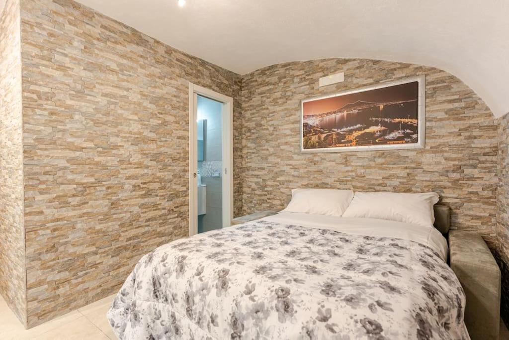 Noble Loft In Historical Building - 800m Subway Napels